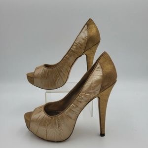 Vince Camuto High Heels Shoes Size 6B/36 Golden Silk Leather Glitter